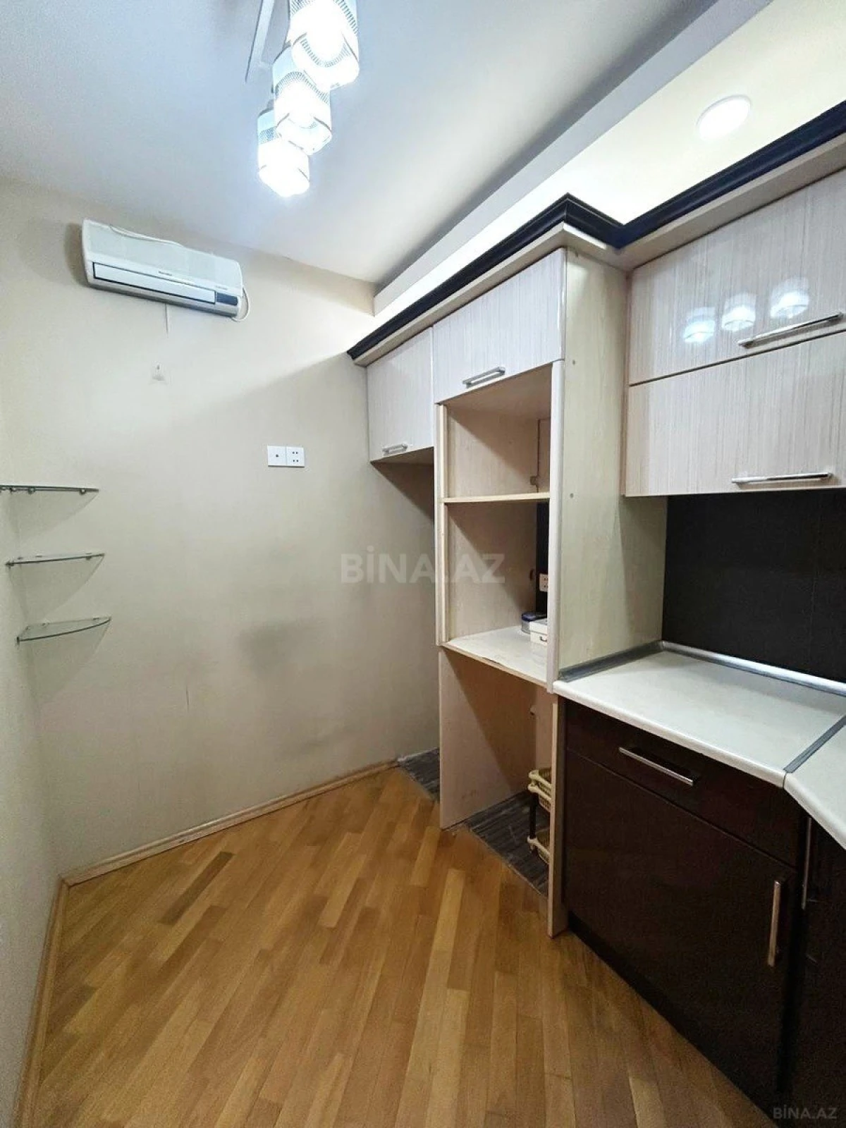 Satılır 3 otaqlı mənzil 85 m²