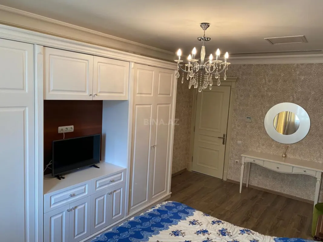 Kirayə verilir 2 otaqlı mənzil 89 m²