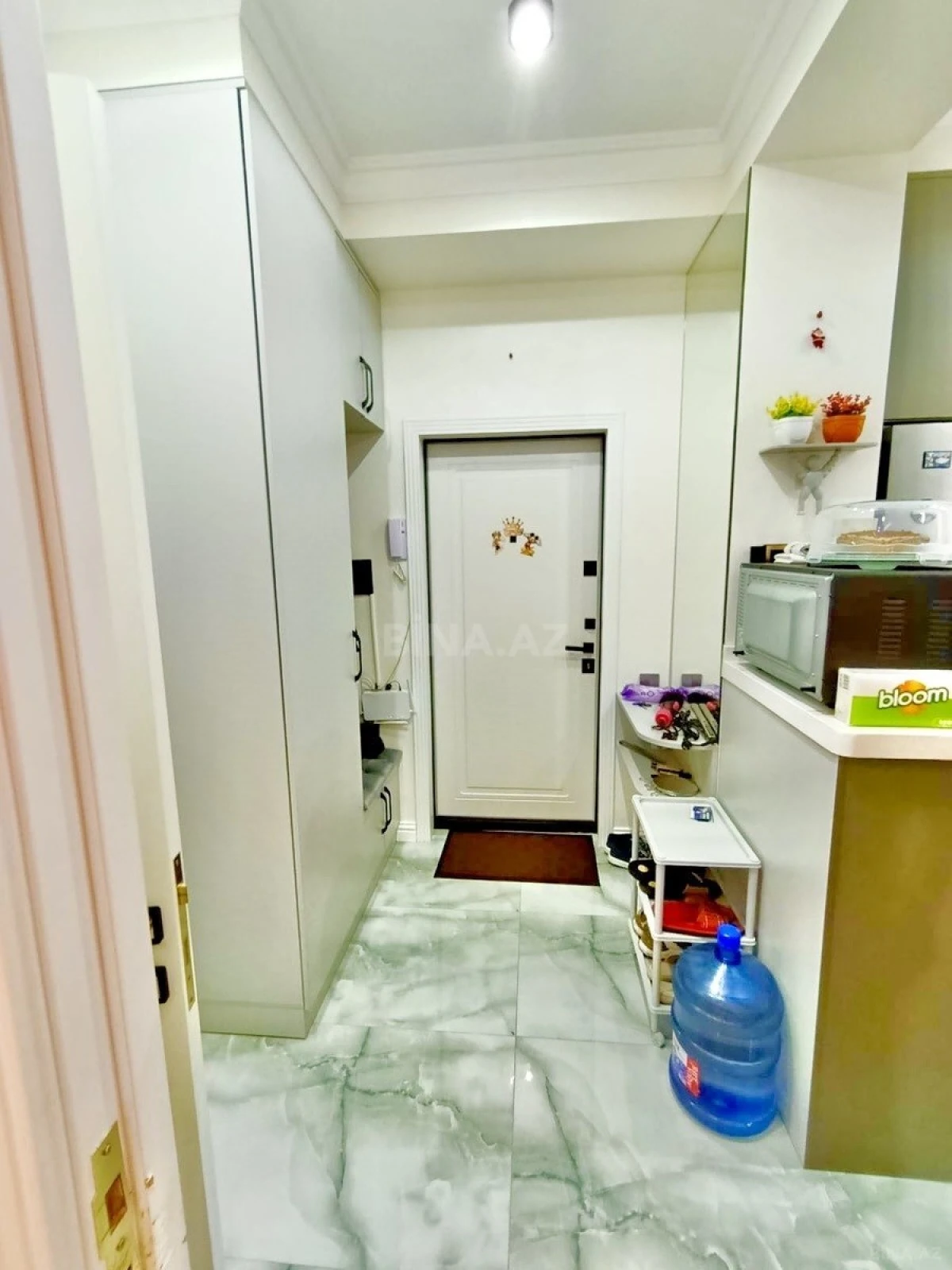 Satılır 2 otaqlı mənzil 60 m²