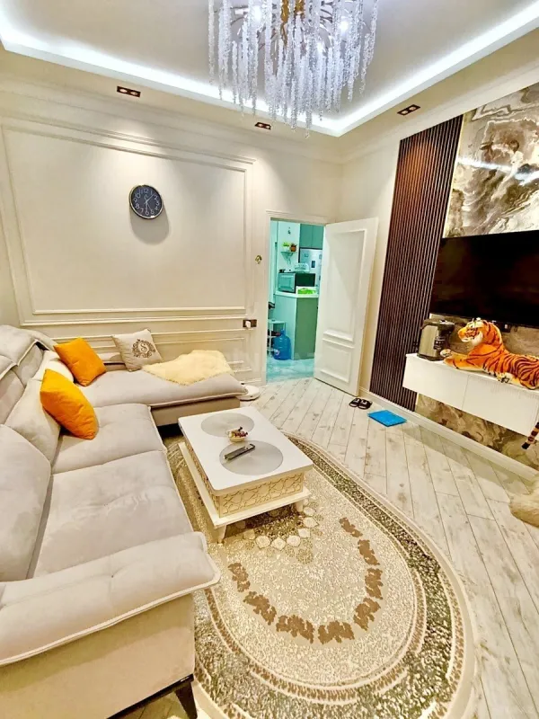 Satılır 2 otaqlı mənzil 60 m²