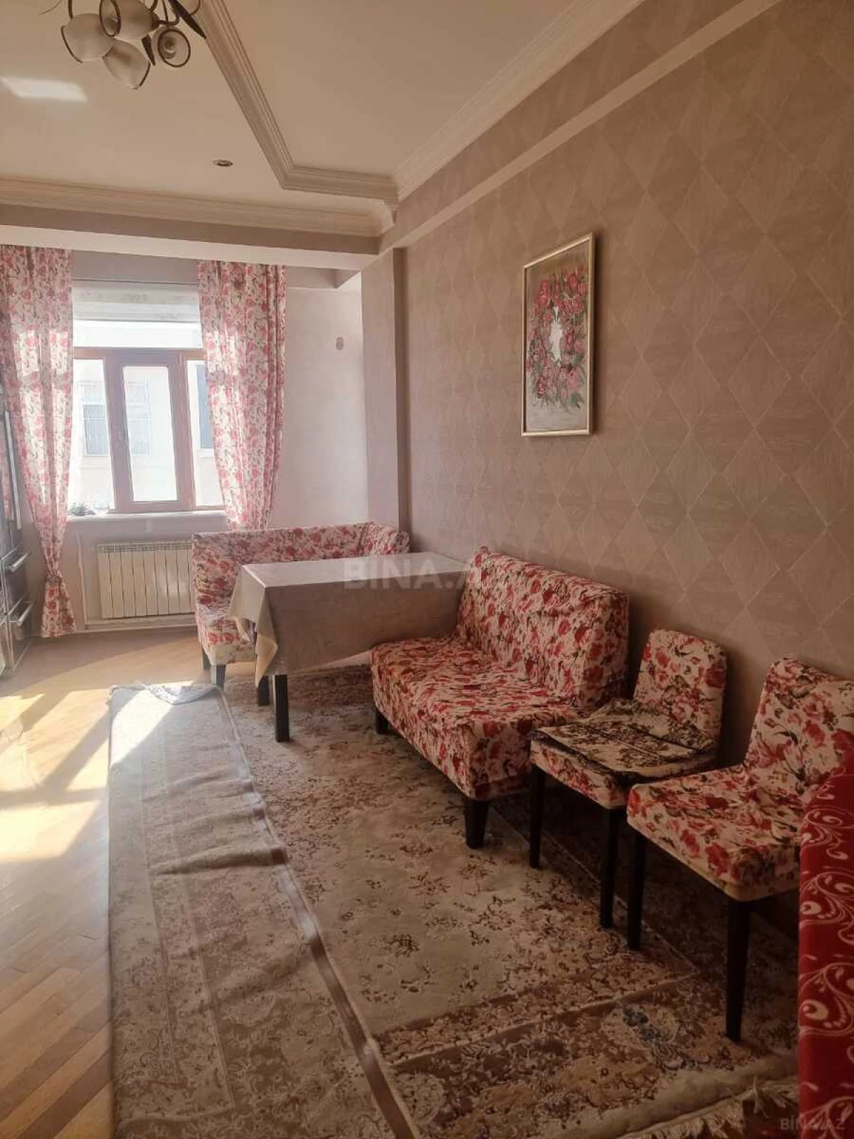 Satılır 4 otaqlı mənzil 185 m²