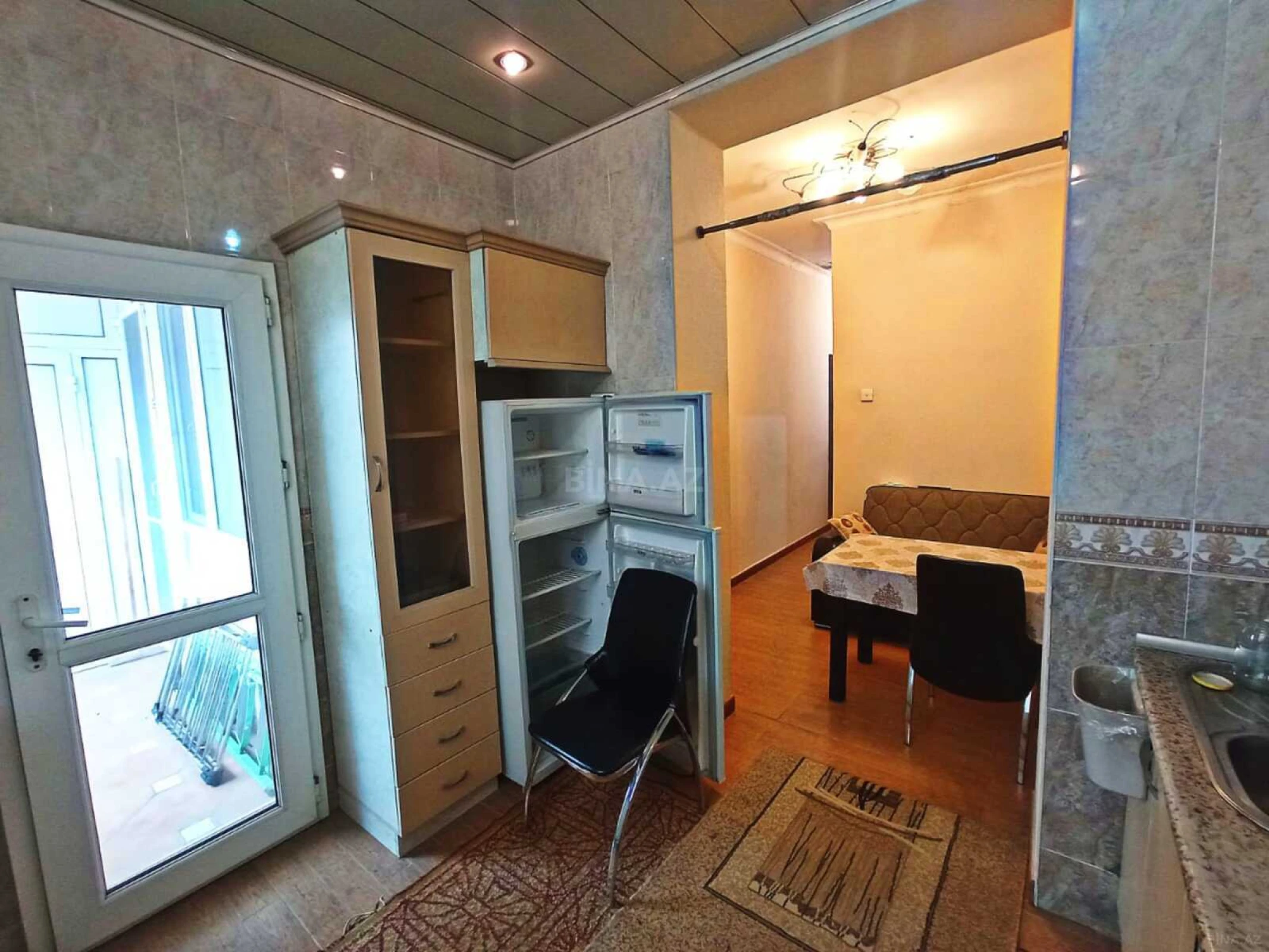 Satılır 2 otaqlı mənzil 70 m²
