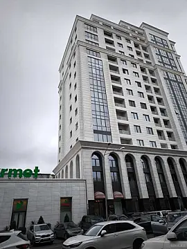 Satılır 2 otaqlı mənzil 78 m²