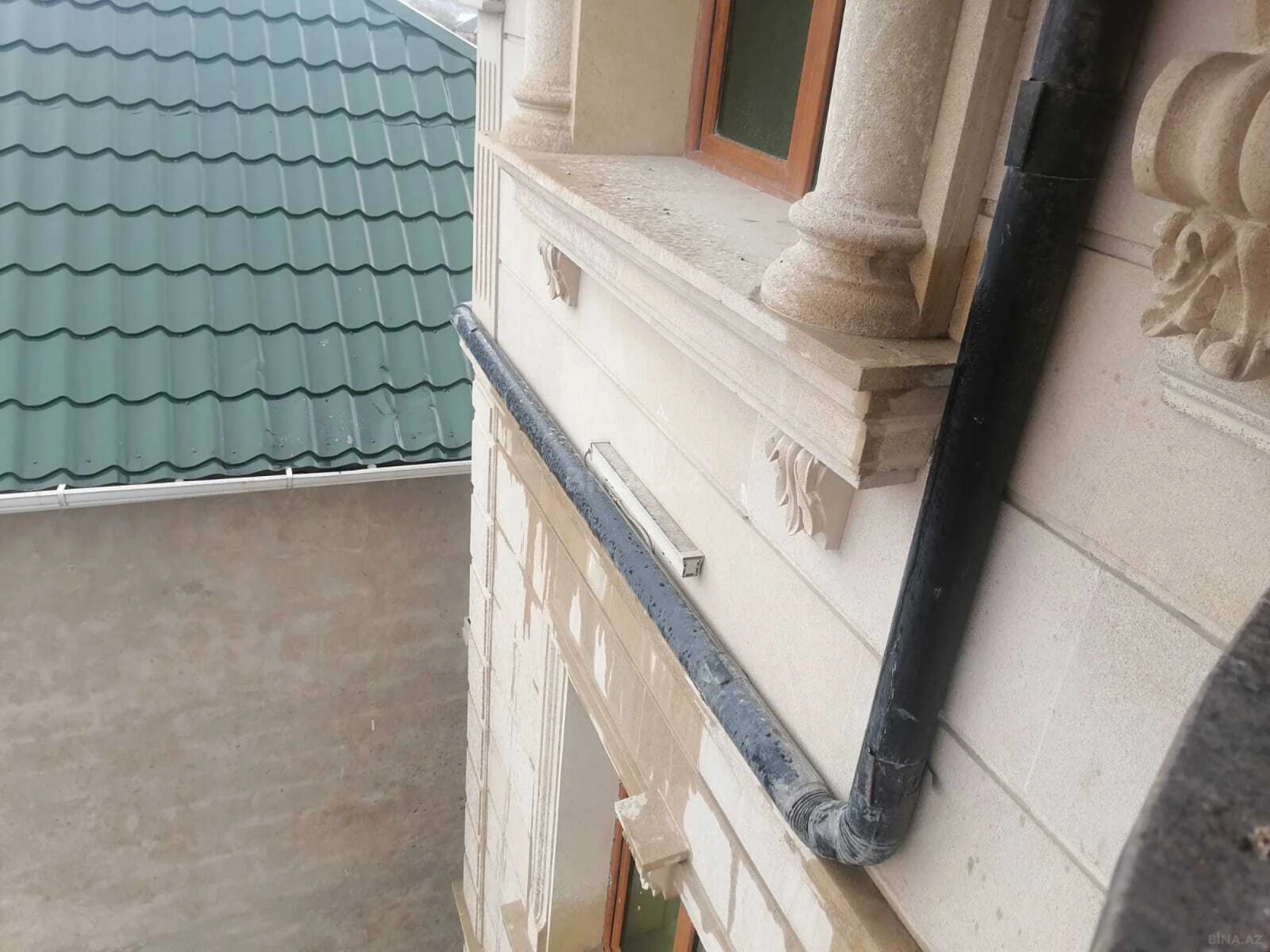 Satılır 6 otaqlı həyət evi 330 m²