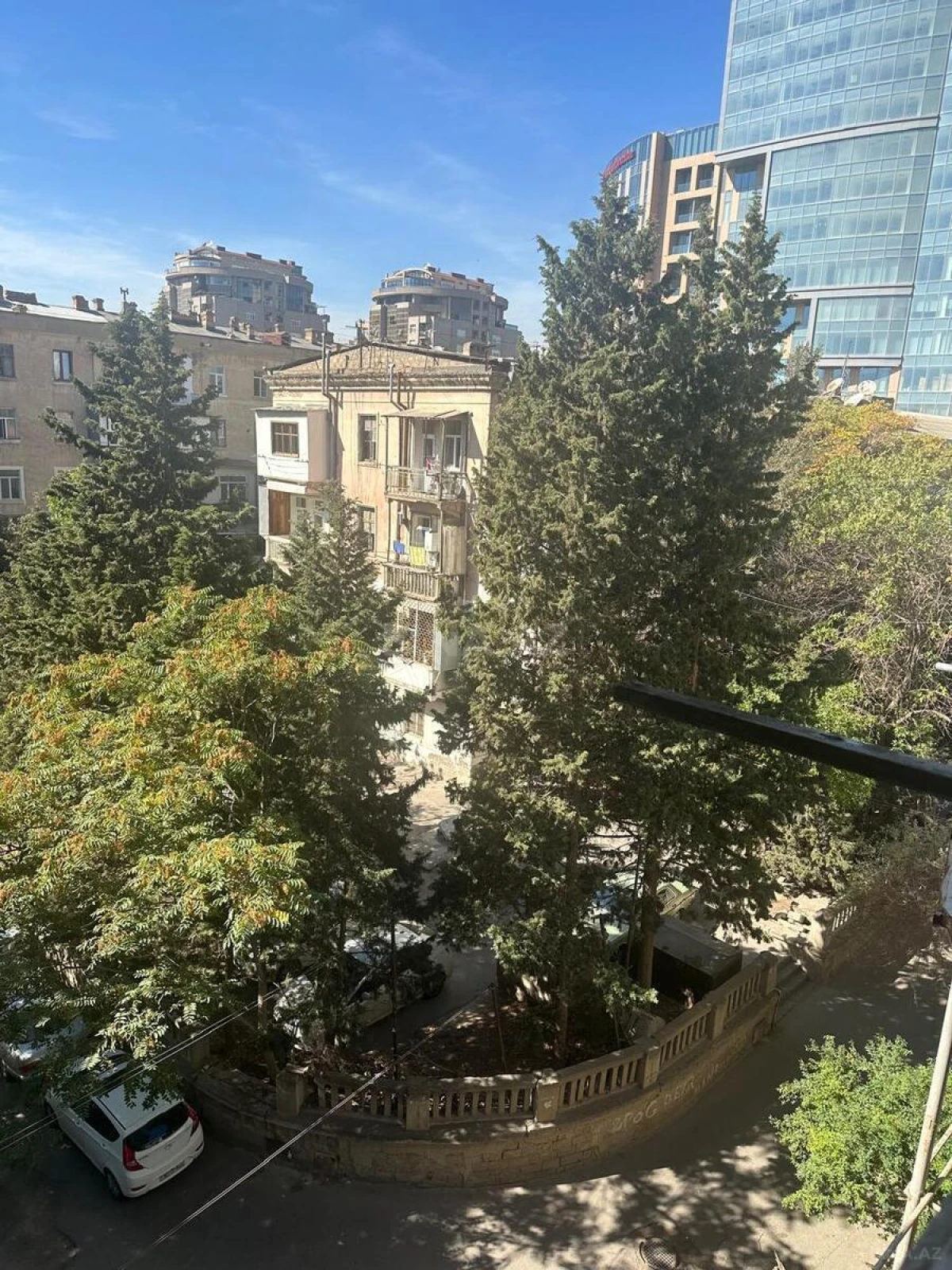 Satılır 3 otaqlı mənzil 90 m²