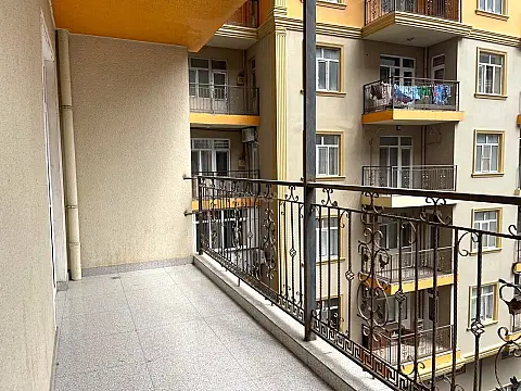 Satılır 2 otaqlı mənzil 101 m²