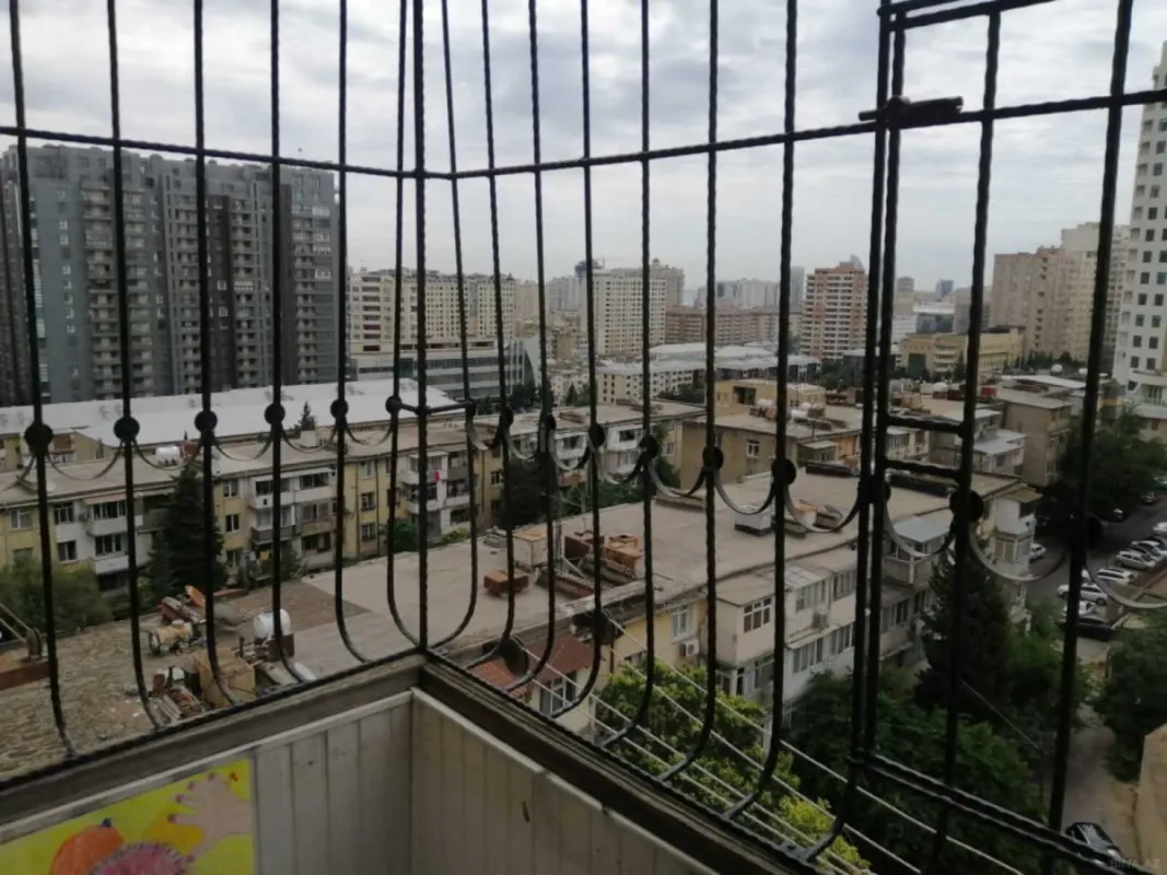 Satılır 3 otaqlı mənzil 80 m²