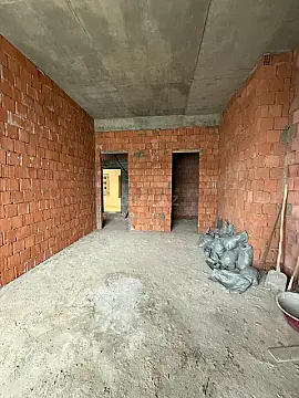 Satılır 2 otaqlı mənzil 91.9 m²