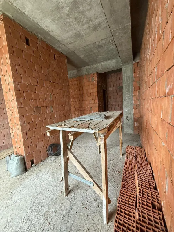 Satılır 2 otaqlı mənzil 91.9 m²