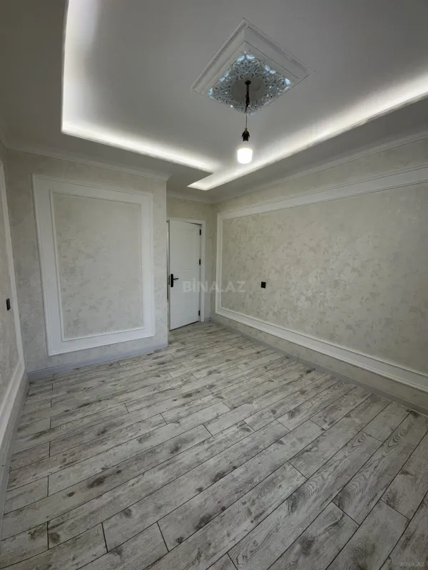 Satılır 2 otaqlı mənzil 67 m²