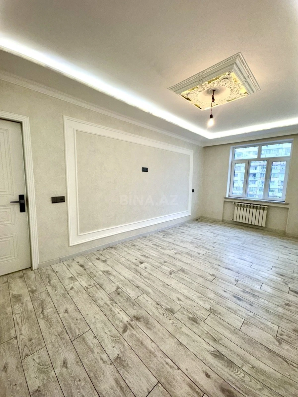 Satılır 2 otaqlı mənzil 67 m²