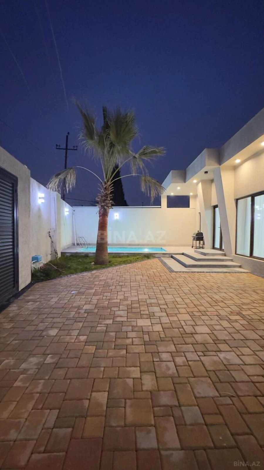 Satılır 4 otaqlı həyət evi 180 m²