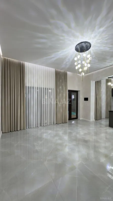 Satılır 4 otaqlı həyət evi 180 m²