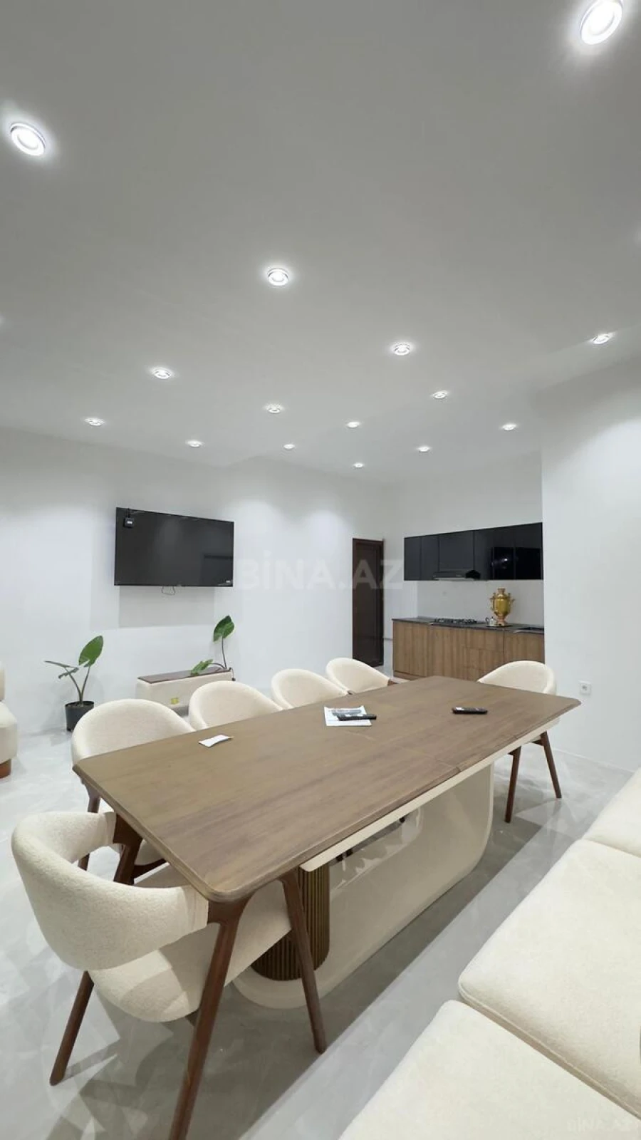 Satılır 4 otaqlı həyət evi 180 m²