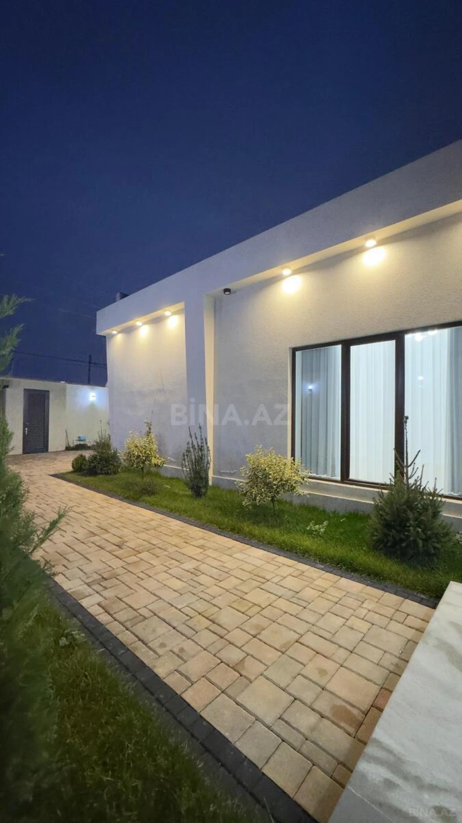 Satılır 4 otaqlı həyət evi 180 m²