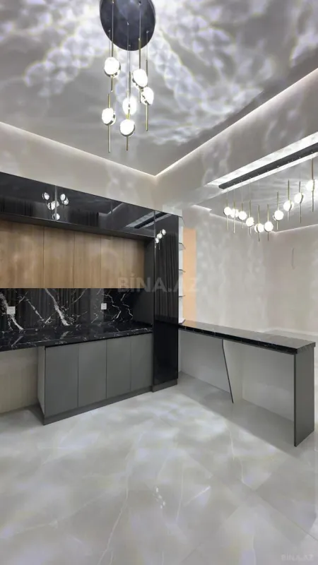 Satılır 4 otaqlı həyət evi 180 m²