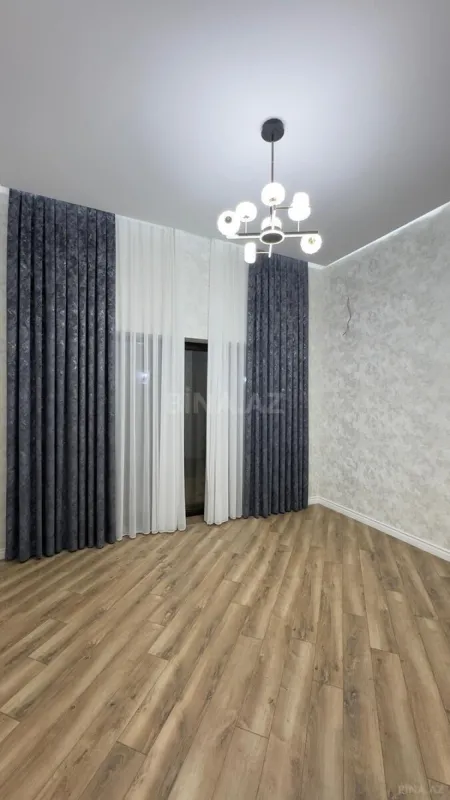 Satılır 4 otaqlı həyət evi 180 m²