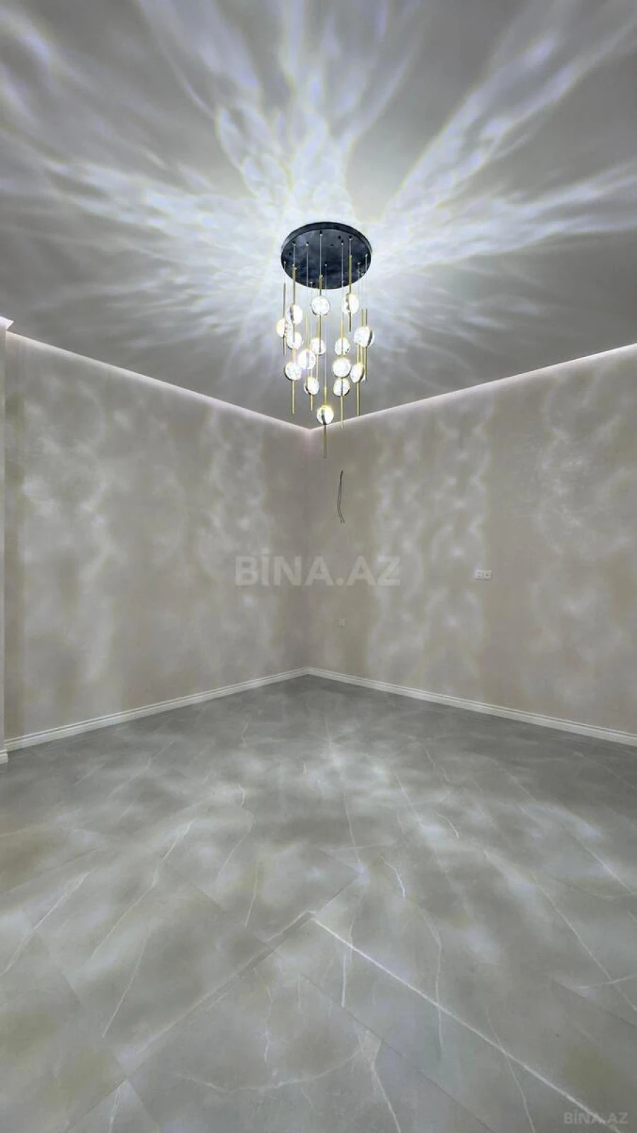 Satılır 4 otaqlı həyət evi 180 m²