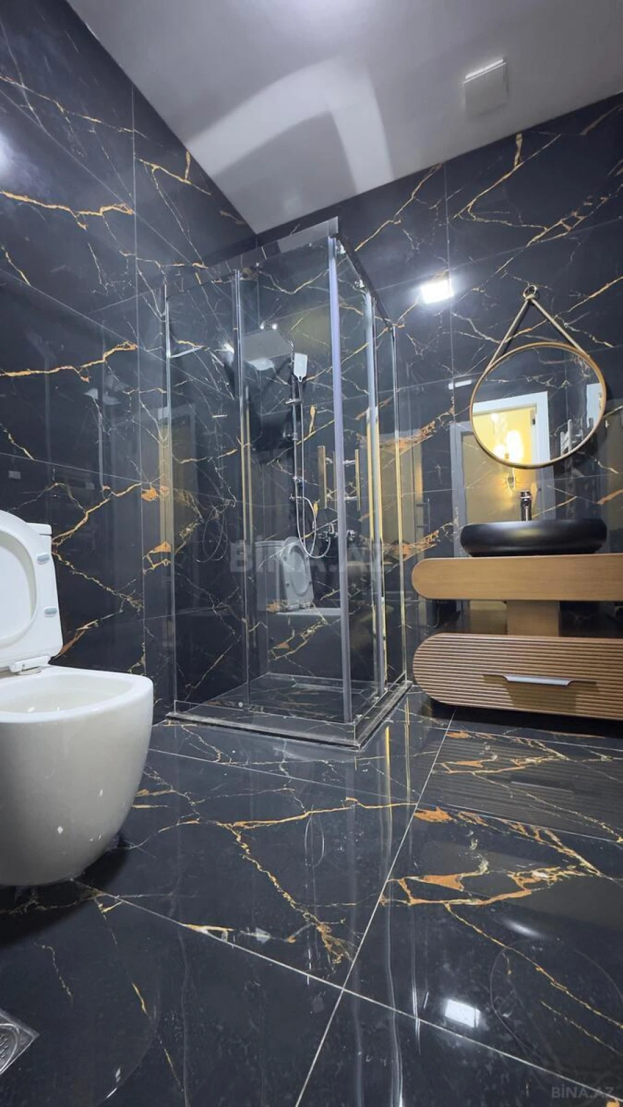 Satılır 4 otaqlı həyət evi 180 m²