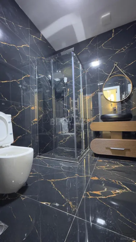 Satılır 4 otaqlı həyət evi 180 m²