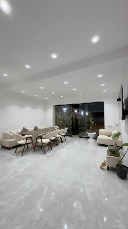 Satılır 4 otaqlı həyət evi 180 m²
