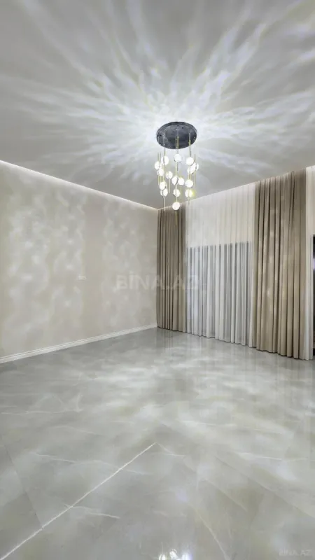 Satılır 4 otaqlı həyət evi 180 m²