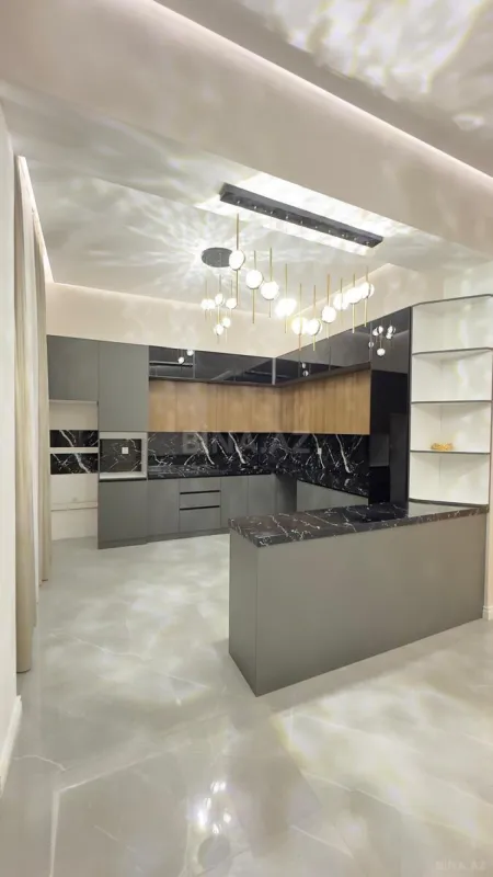 Satılır 4 otaqlı həyət evi 180 m²