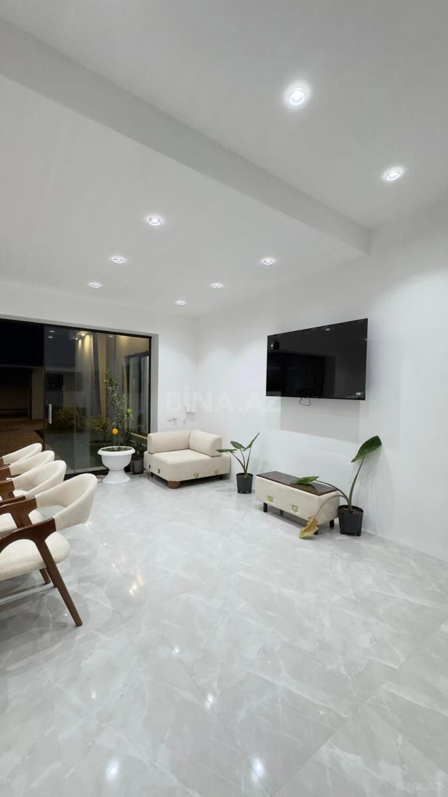 Satılır 4 otaqlı həyət evi 180 m²