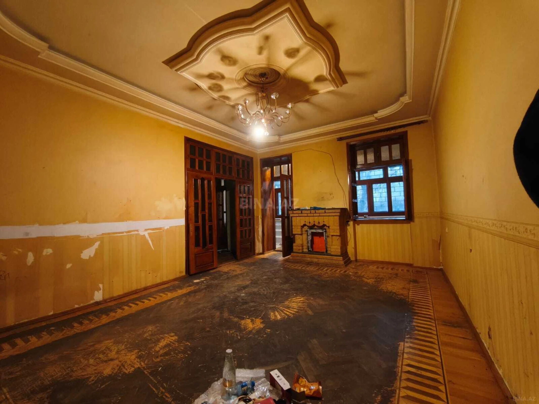 Satılır 3 otaqlı mənzil 140 m²