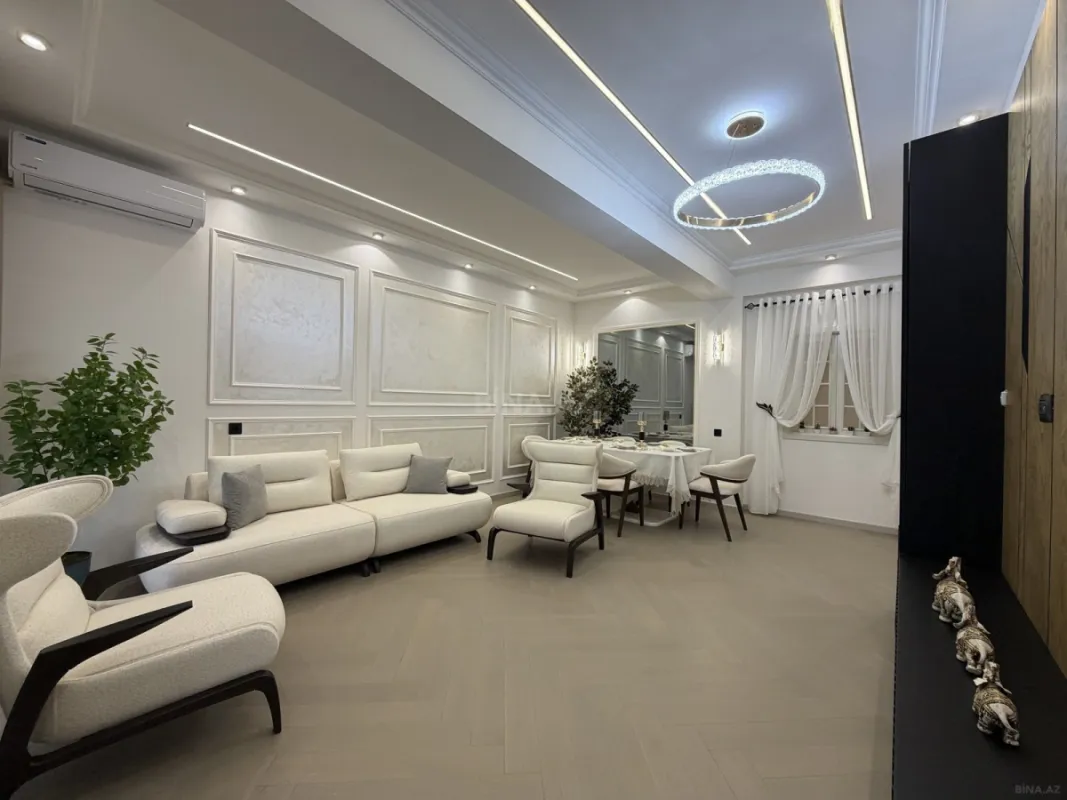 Satılır 3 otaqlı mənzil 104 m²