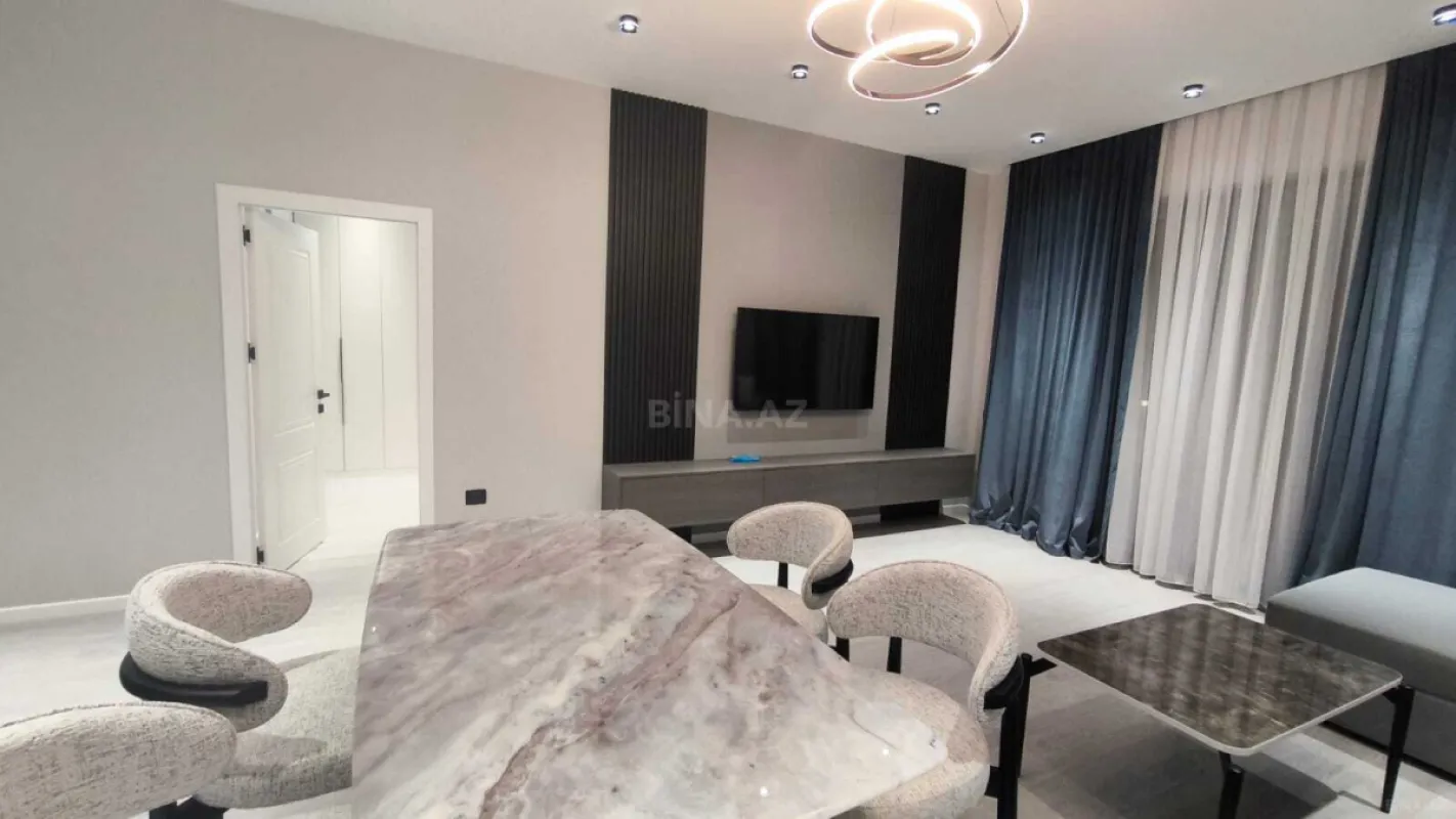 Satılır 3 otaqlı mənzil 92 m²