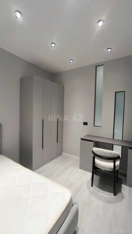 Satılır 3 otaqlı mənzil 92 m²