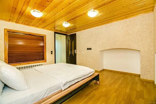 Satılır 4 otaqlı mənzil 100 m²