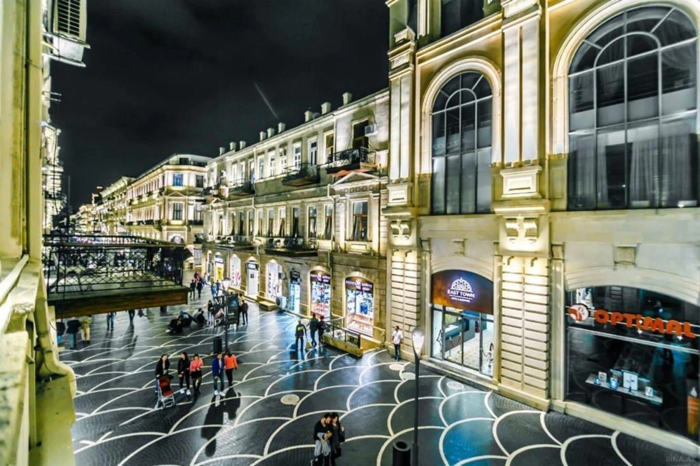 Satılır 4 otaqlı mənzil 100 m²