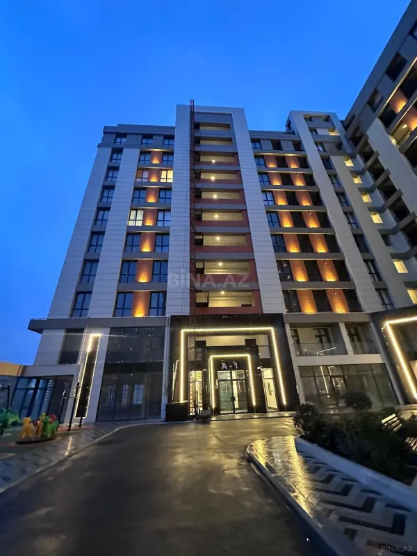 Satılır 4 otaqlı mənzil 129 m²
