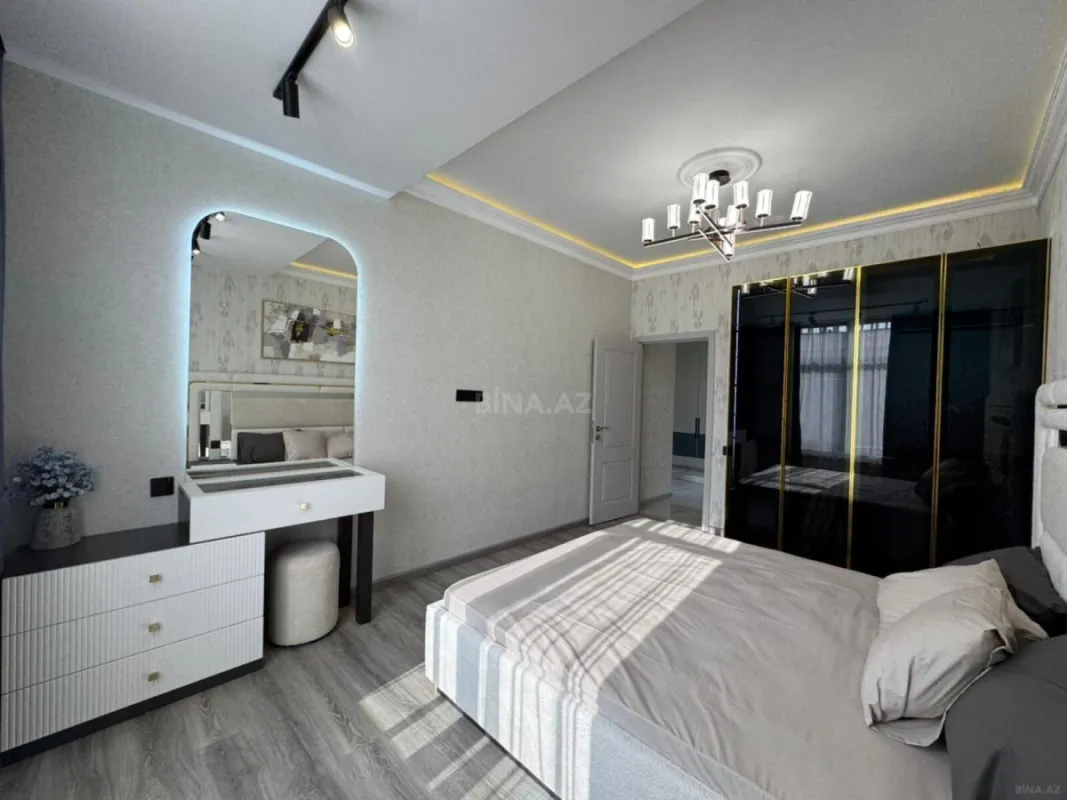 Satılır 2 otaqlı mənzil 85 m²