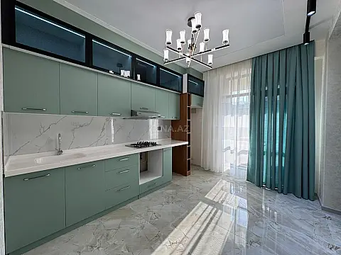 Satılır 2 otaqlı mənzil 85 m²