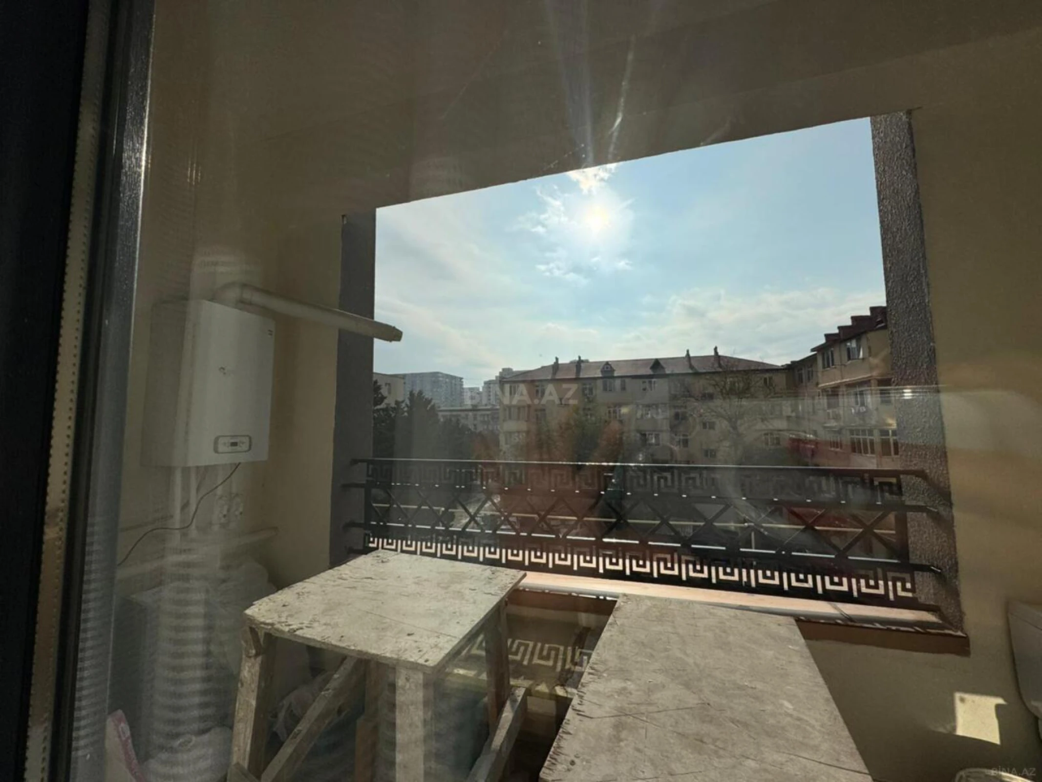 Satılır 2 otaqlı mənzil 85 m²