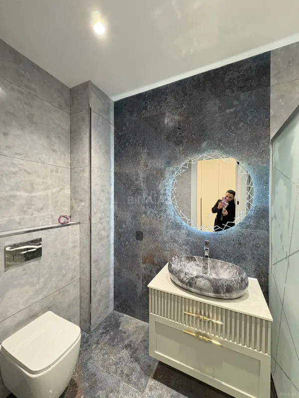 Satılır 3 otaqlı mənzil 96.7 m²