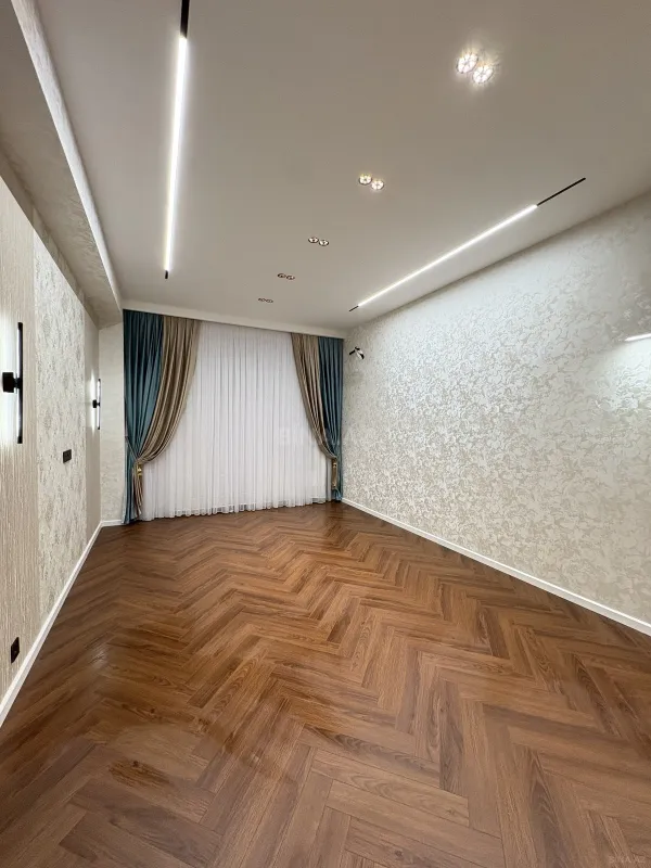 Satılır 3 otaqlı mənzil 96.7 m²