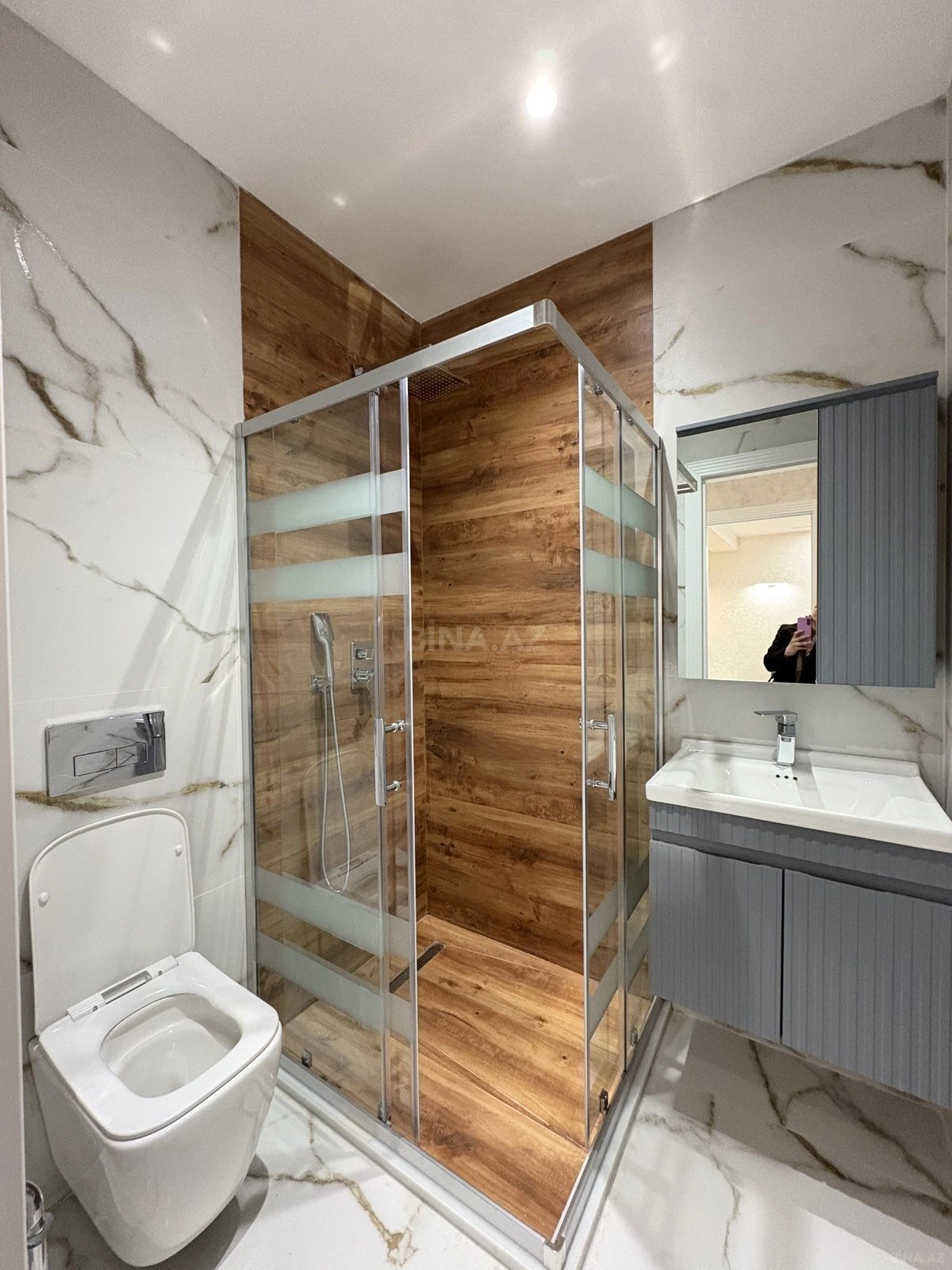 Satılır 3 otaqlı mənzil 96.7 m²