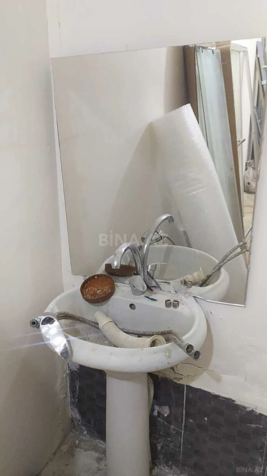 Kirayə verilir obyekt 200 m²