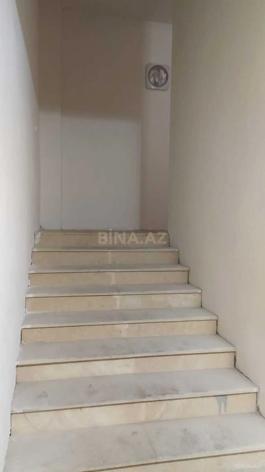 Kirayə verilir obyekt 200 m²