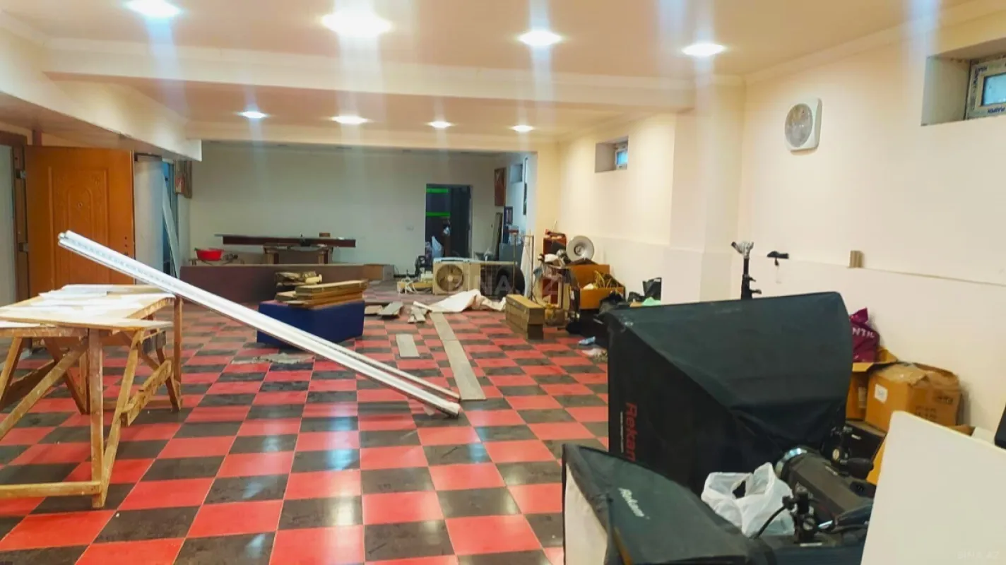 Kirayə verilir obyekt 200 m²