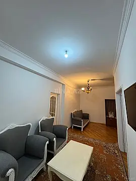 Kirayə verilir 2 otaqlı mənzil 100 m²