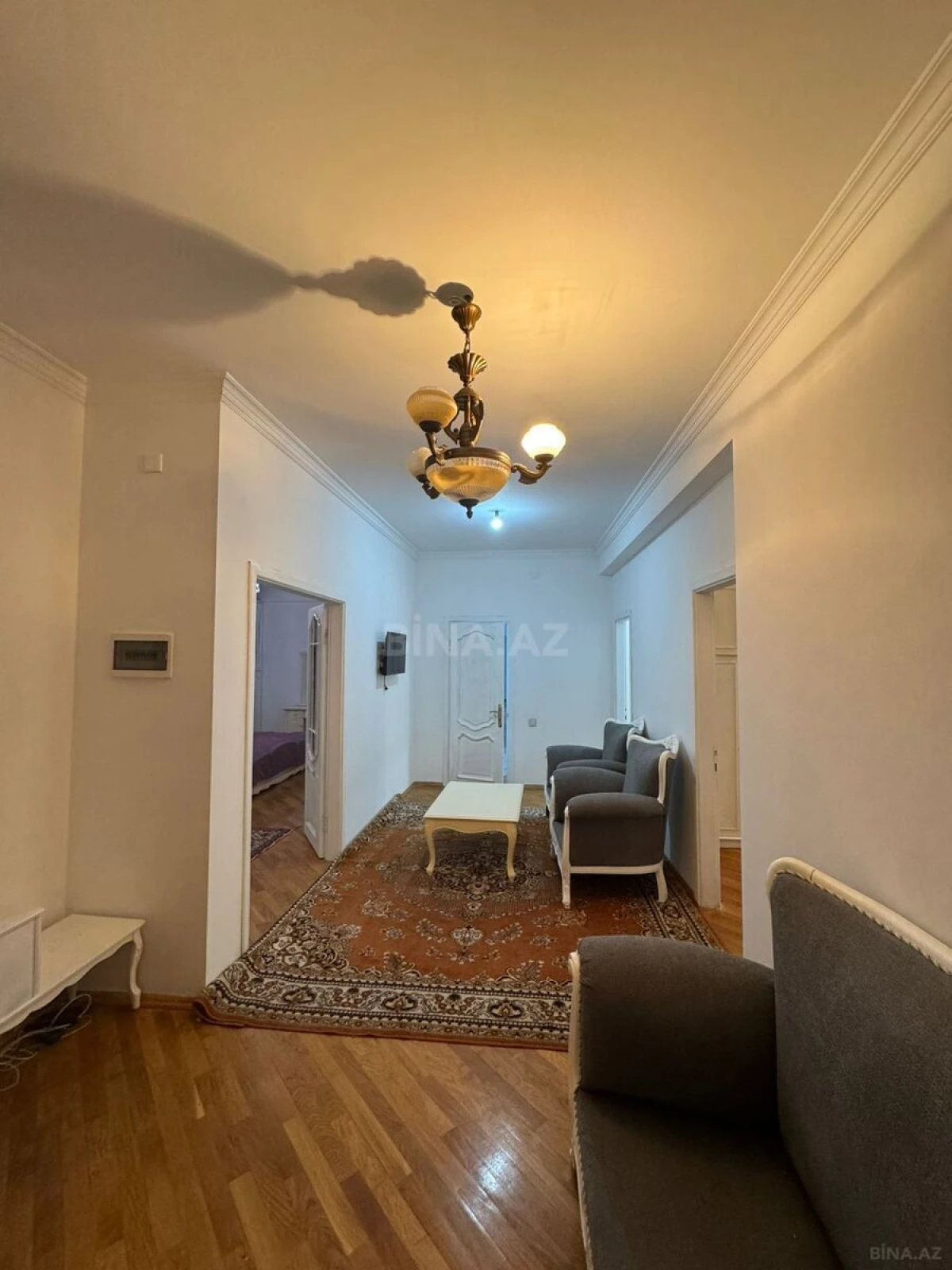 Kirayə verilir 2 otaqlı mənzil 100 m²