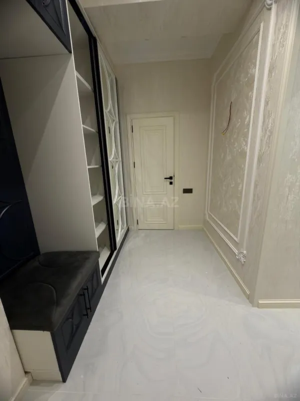 Kirayə verilir 2 otaqlı mənzil 96 m²