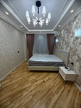 Kirayə verilir 2 otaqlı mənzil 96 m²