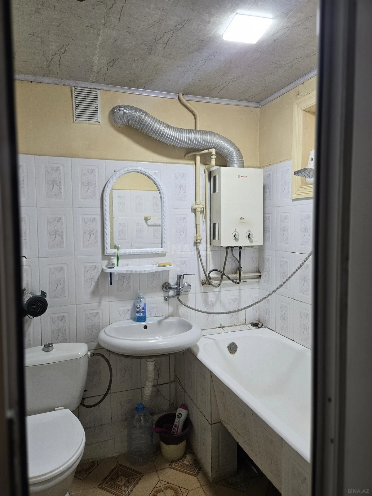 Satılır 2 otaqlı mənzil 65 m²