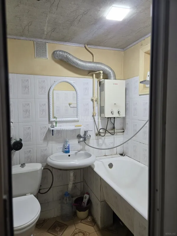 Satılır 2 otaqlı mənzil 65 m²
